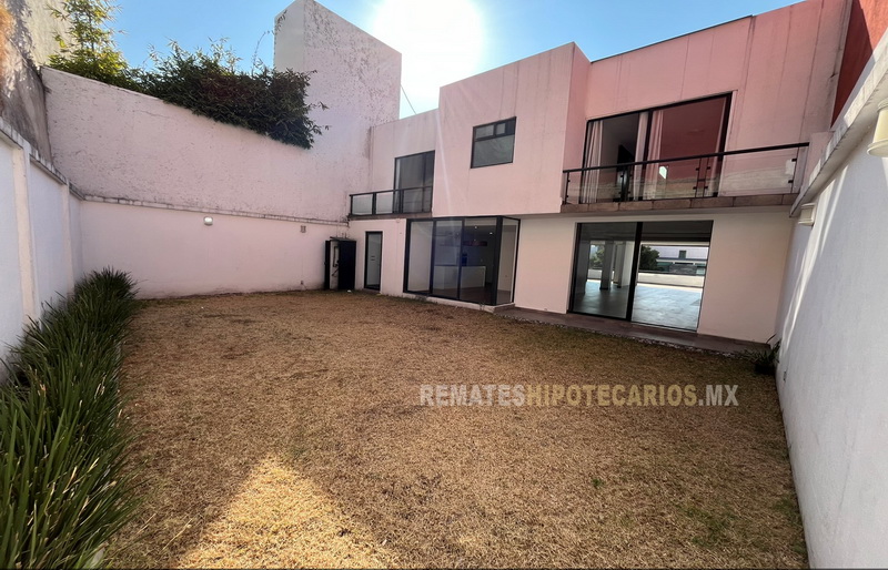 Casa Lomas Verdes 6ta Sección - 