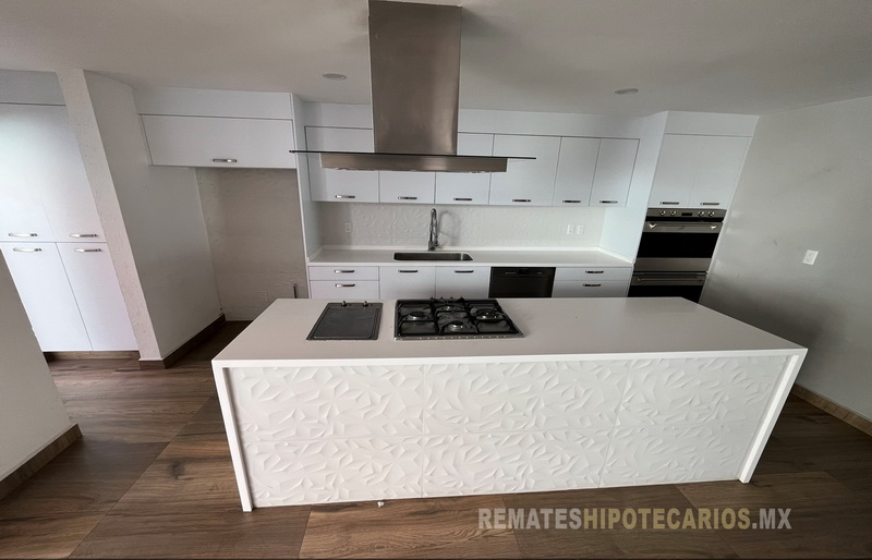 Casa Lomas Verdes 6ta Sección - 