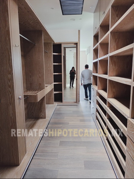 Casa en Bosques de las Lomas - 