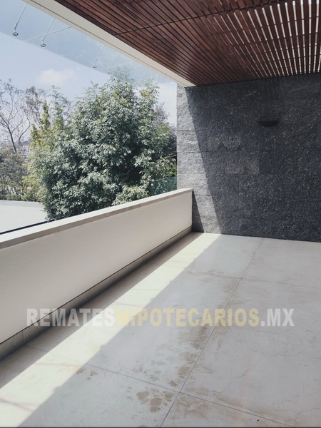 Casa en Bosques de las Lomas - 