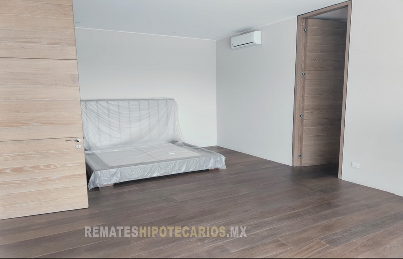 Casa en Bosques de las Lomas - 