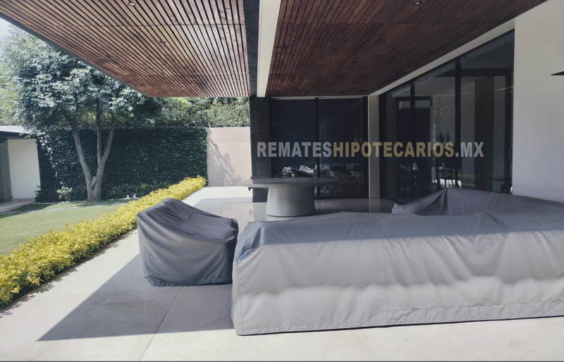 Casa en Bosques de las Lomas - 