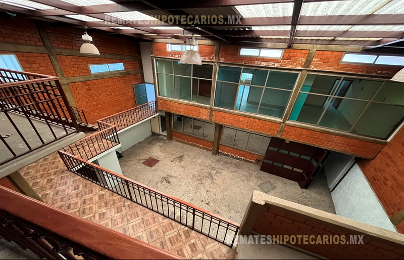 Edificio en Iztacalco de Entrega Inmediata - 