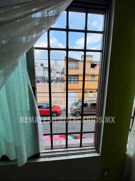 Edificio en Iztacalco de Entrega Inmediata - 