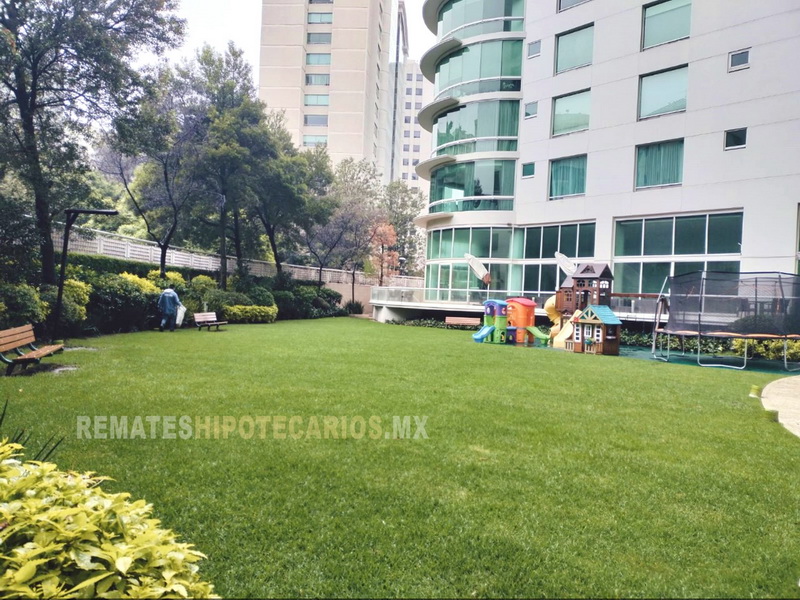 Residencial Tamarindos. Bosque de las Lomas - 