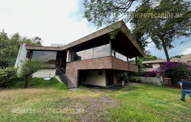 Casa en Bosque de las Lomas - 