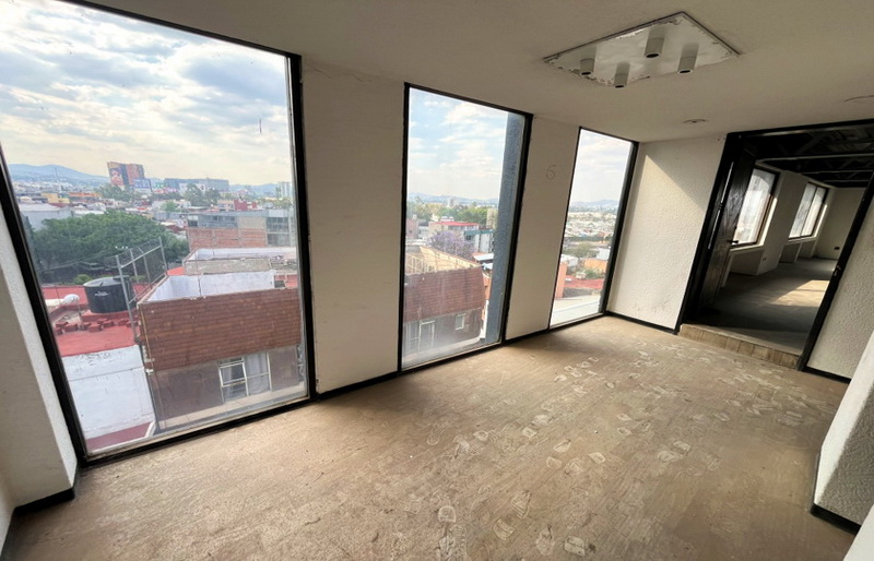 Edificio en Lomas de Sotelo - 