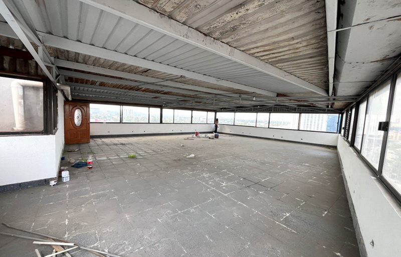 Edificio en Lomas de Sotelo - 